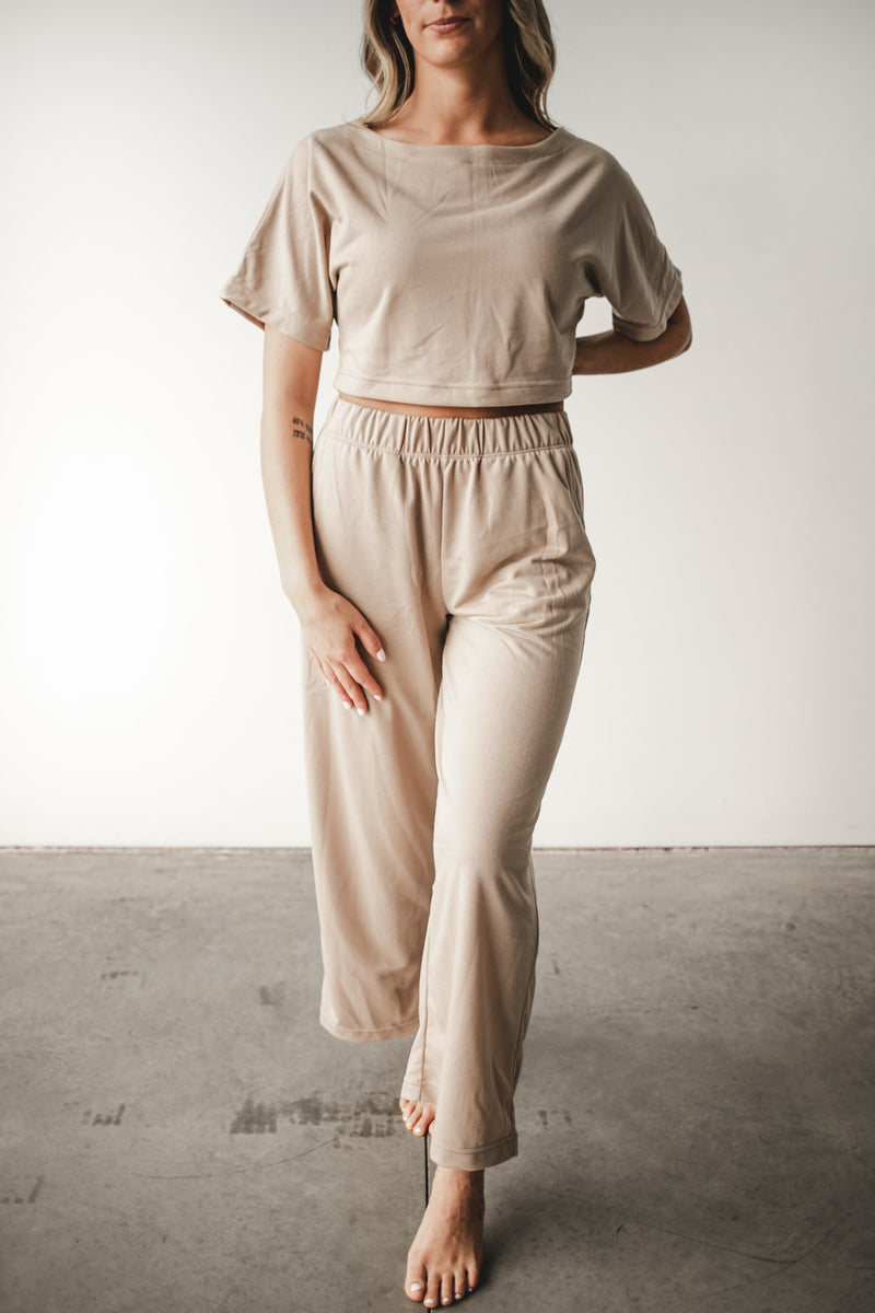 Lounging On You Wide-Leg Cropped Pants